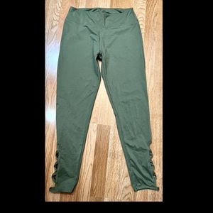 Balance Collection Women's Leggings Size L Olive Green Color With Lace On Legs